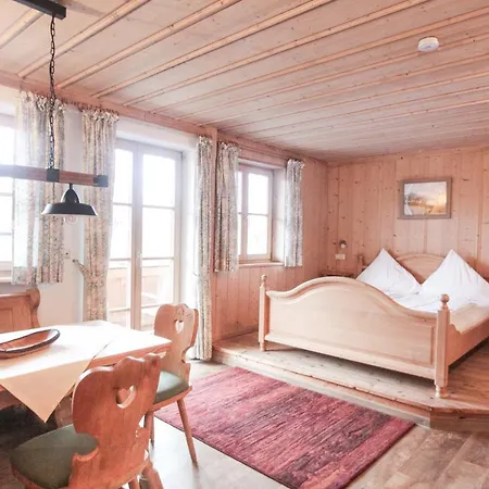 Appartementhaus Schirsner - Direkt Am & Am Kurpark Schliersee